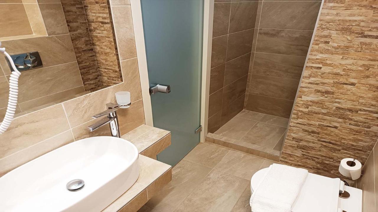 Anastasia Luxury Suites By Xenius Zeus In Nea Flogita Extérieur photo